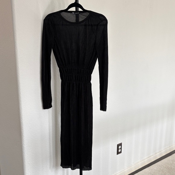 Zara Dresses & Skirts - Zara Long Sleeve Black Ribbed Dress NWT Size S